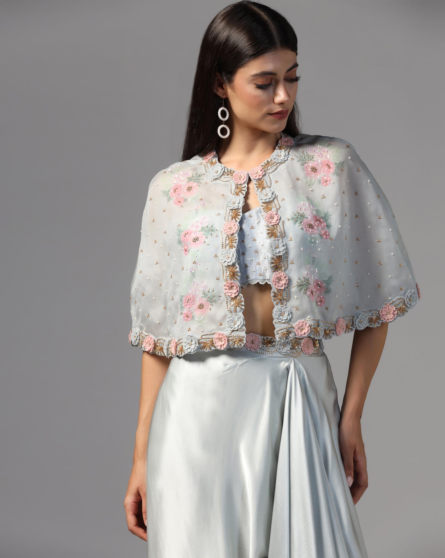 Serene Frost Flora Cape & Drape Set