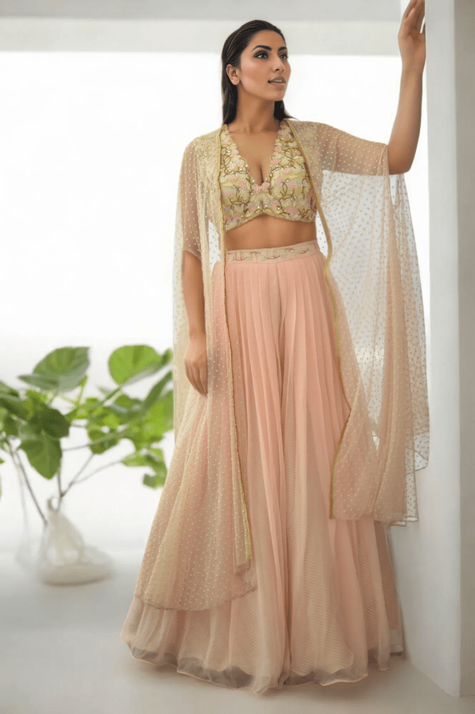 ANDLOOM BLOUSE WITH CAPE & PALAZZO Yashodhara