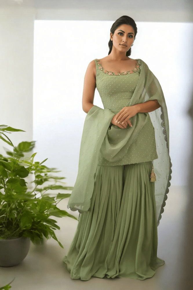 SHORT KURTI WITH PLEATED GARARA PANTS Yashodhara