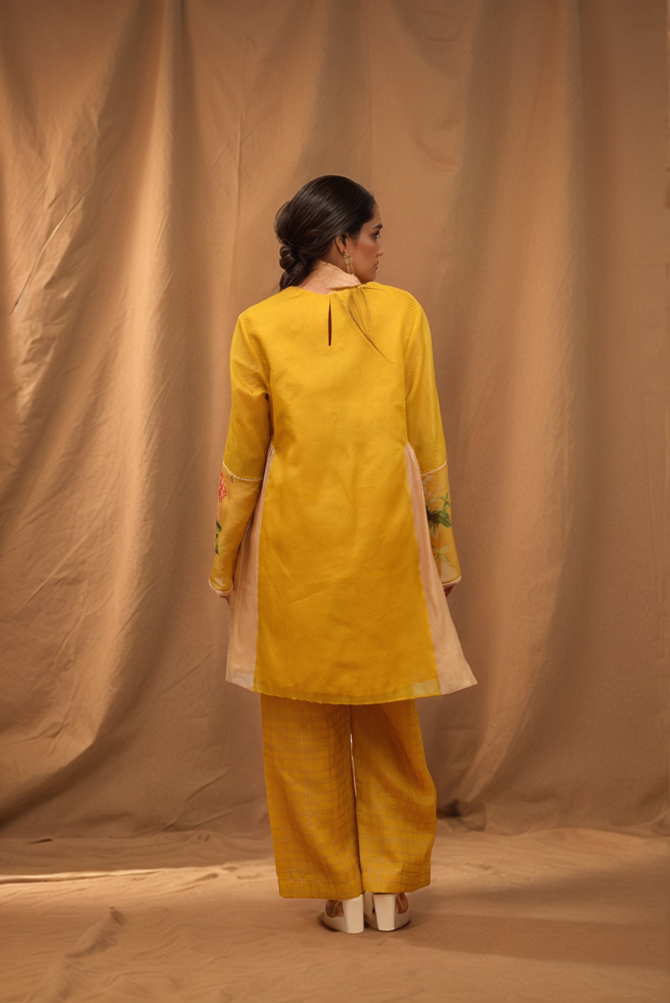 Sale Outfit - Size M