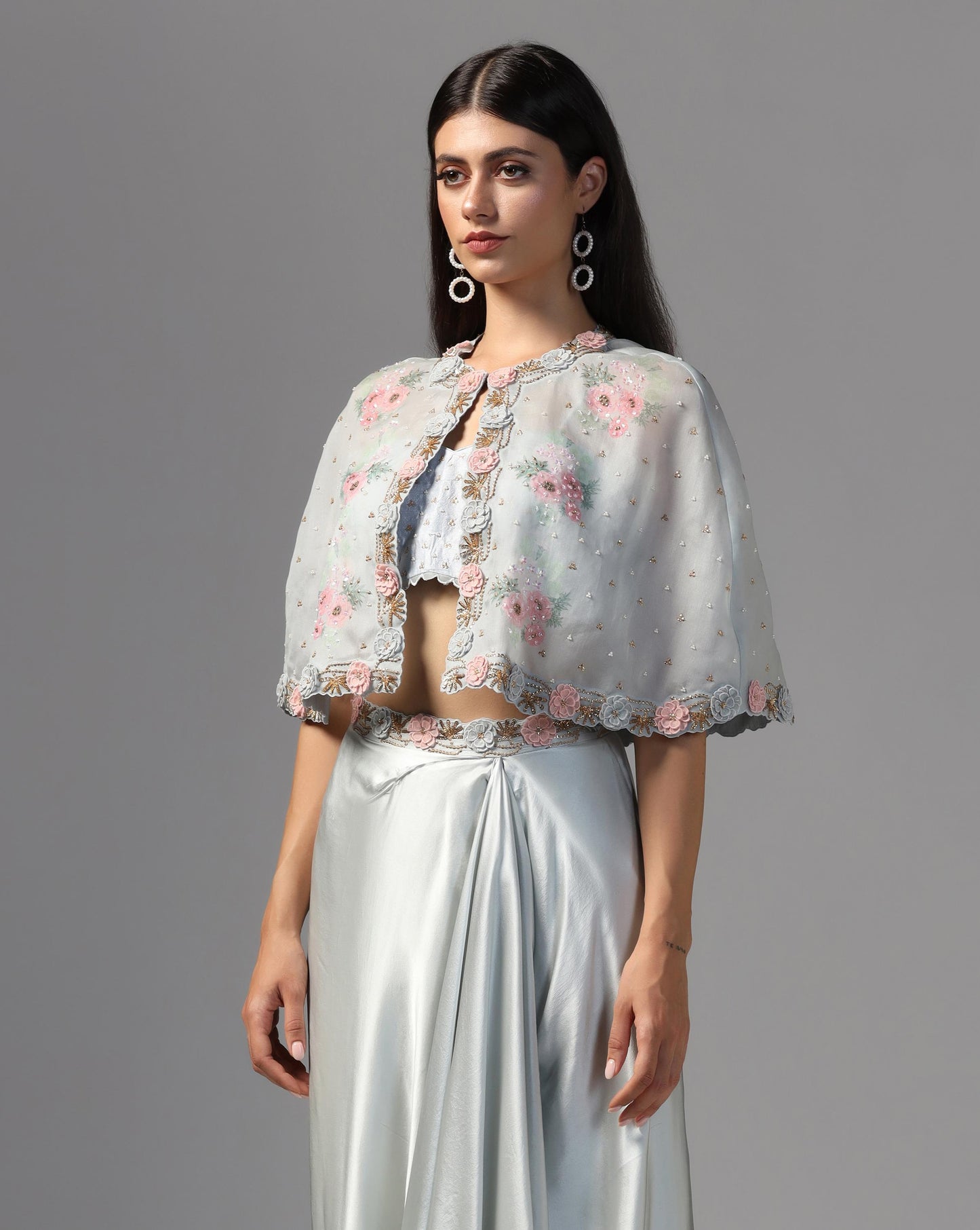 Serene Frost Flora Cape & Drape Set