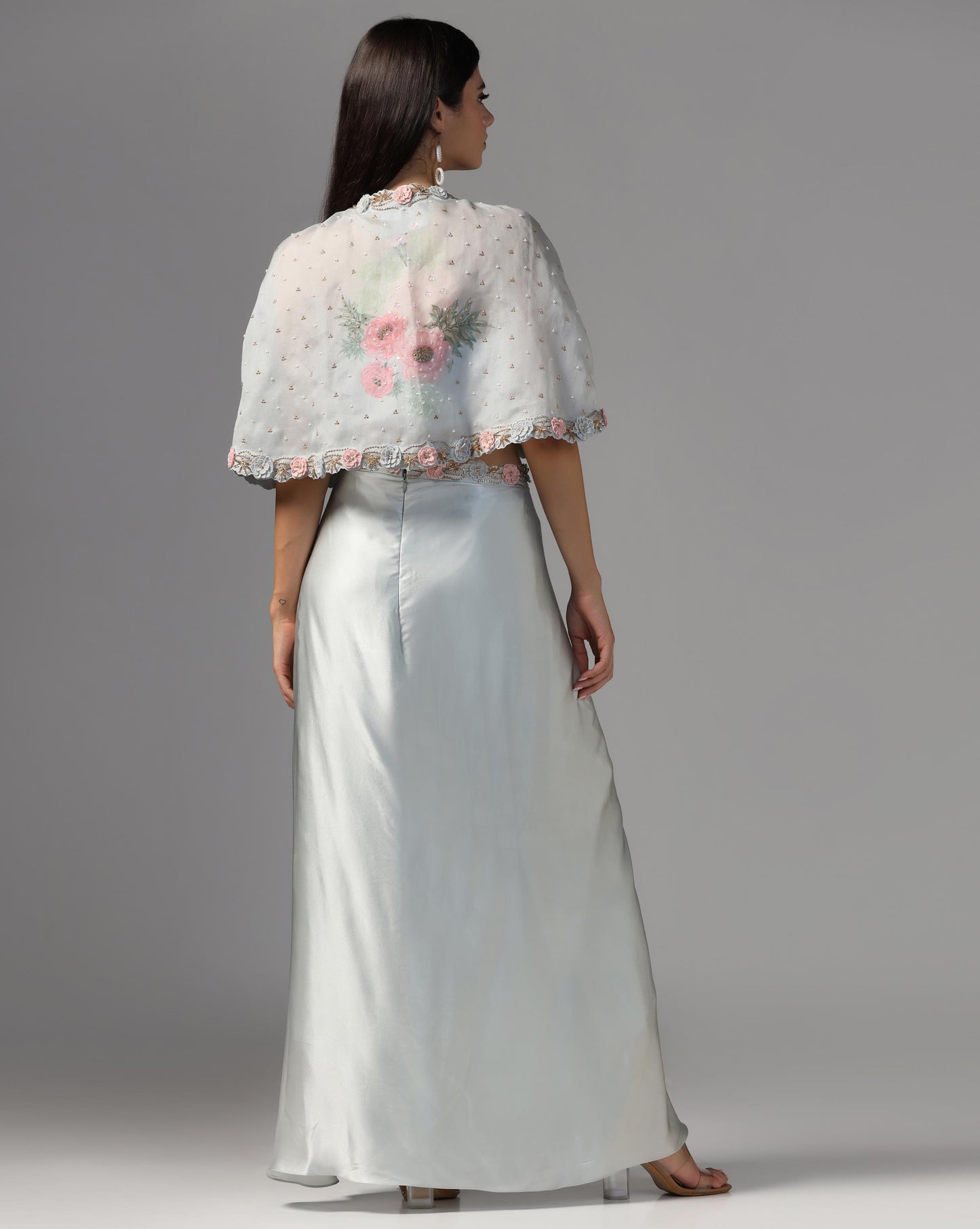 Serene Frost Flora Cape & Drape Set