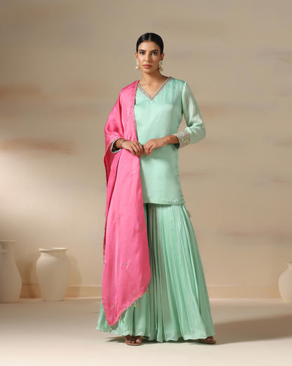 Mint Rose