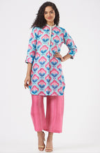 Load image into Gallery viewer, Cobalt Blue Printed Kurta Set
