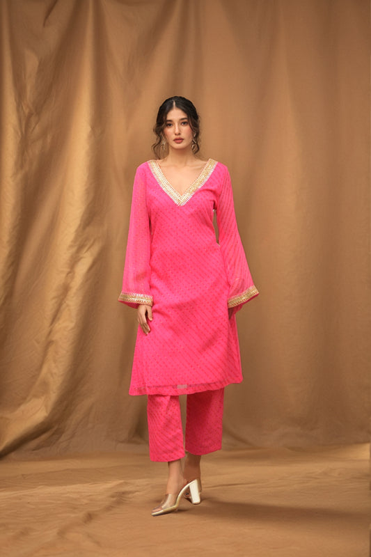 Sale Outfit - Size M