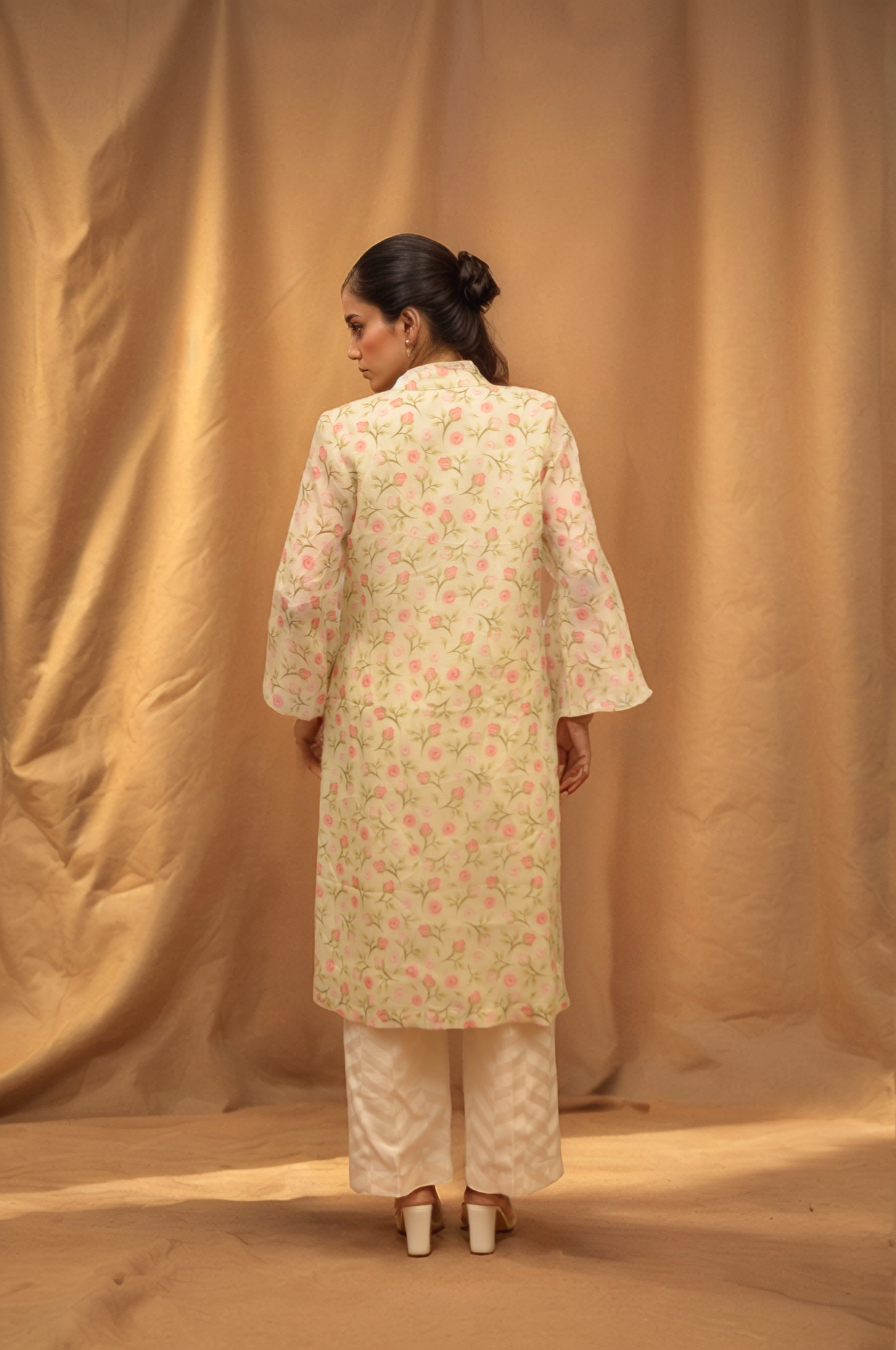 Sale Outfit - Size M
