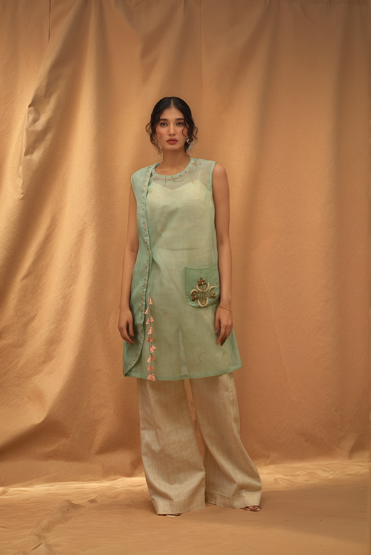 Sale Outfit - Size M