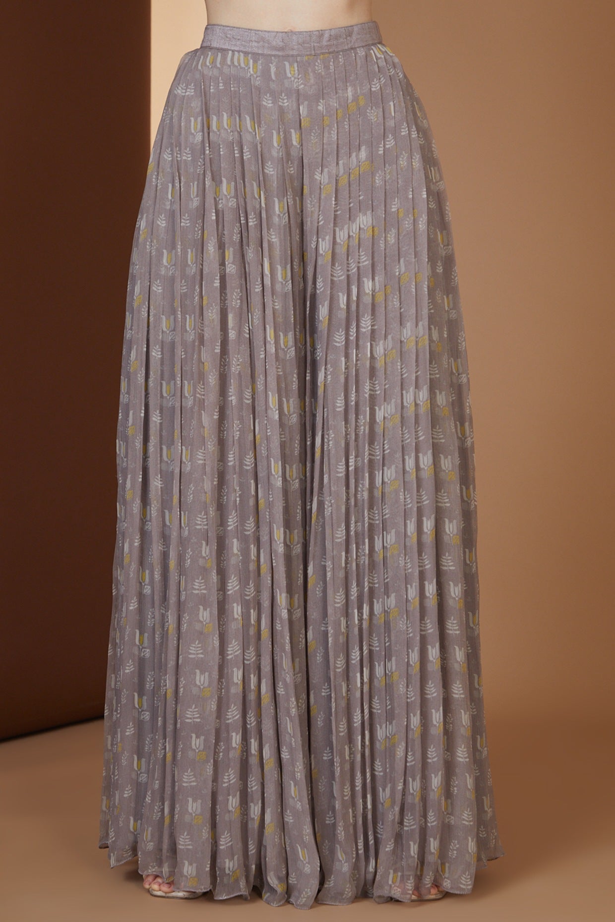 Smoky Lilac Mirror Cape Set