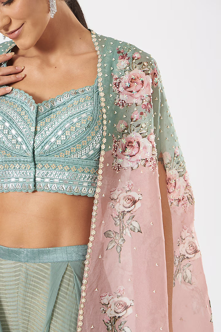 Multi-Colored Printed Cape Set