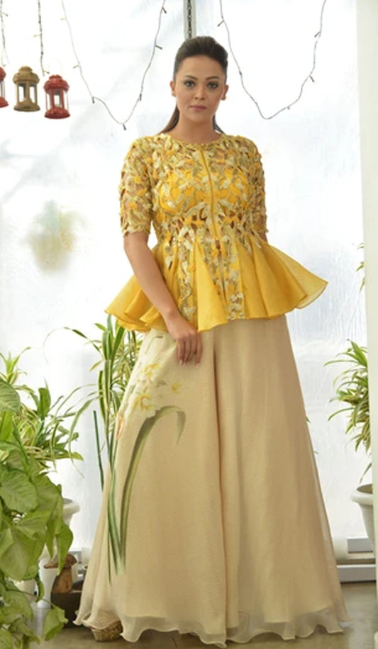 CUTWORK JACKET AND PRINTED PALAZZOS