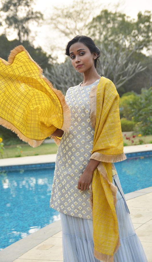 GEOMETRIC BOOTI RAW SILK SUIT SHARARA