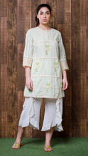 Load image into Gallery viewer, Floral Grid Kurti
