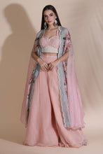 Load image into Gallery viewer, Moti Jaal Blouse and Plazzo With Printed Cape
